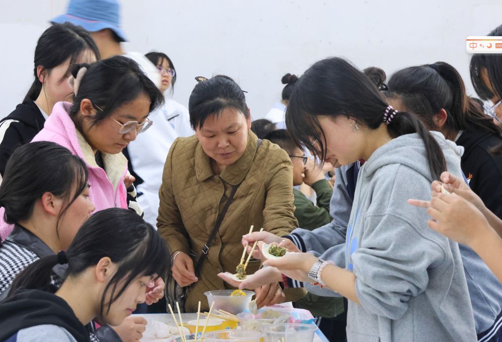 云南西点文化学校高考复读班哪个专业报的人多