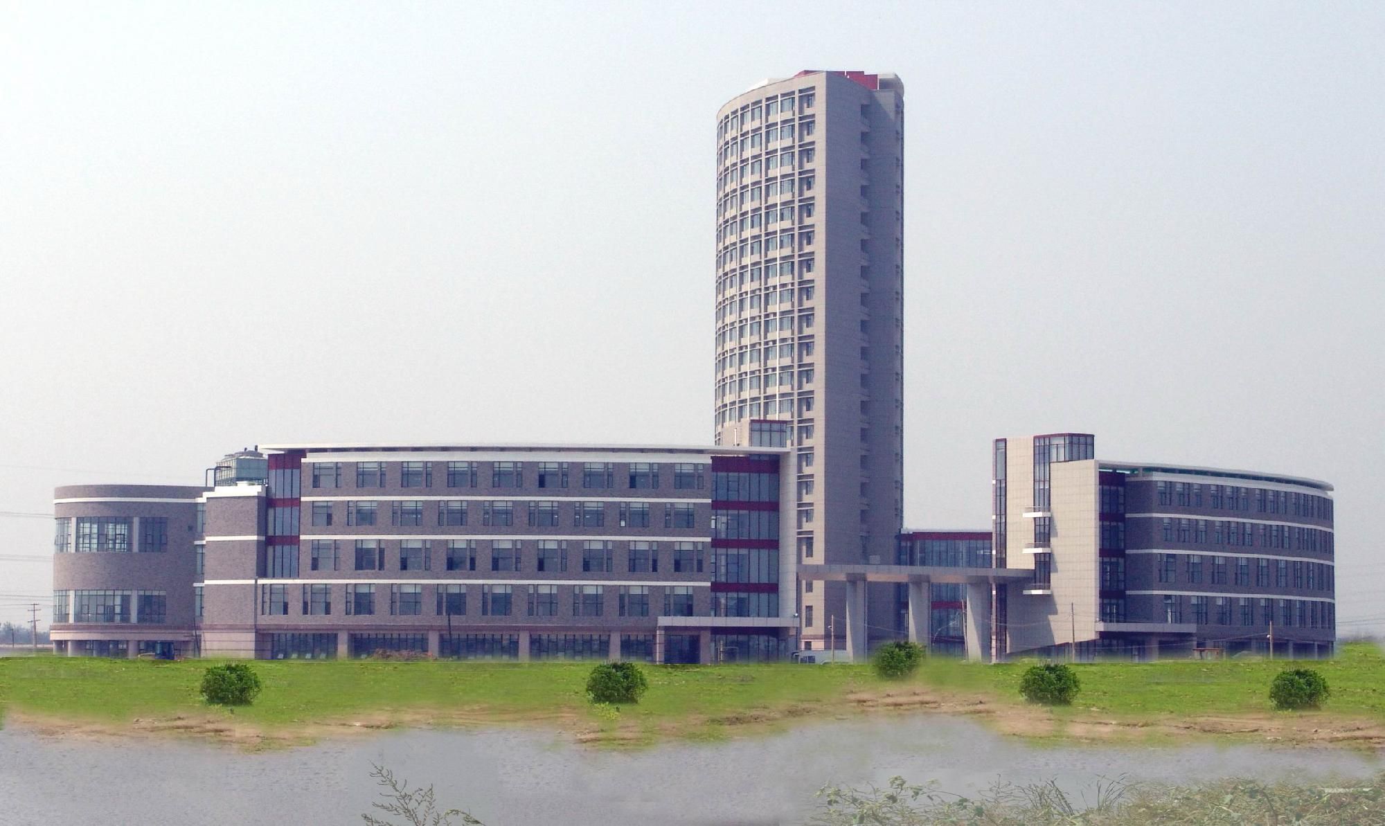 2021年福州英华职业xy二元制大专报名招生简章