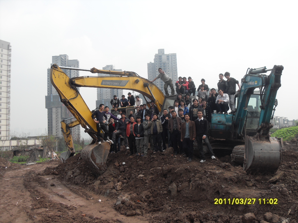 鹤壁挖掘机培训学校挖掘机课程