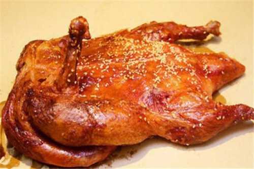 脆皮烤鸭的做法哪里学较正宗-培训通