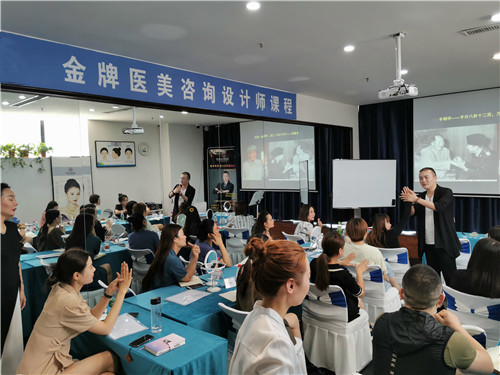 武漢學(xué)微整形品牌哪個好