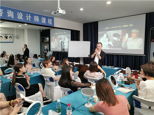 太原線雕培訓德國V8