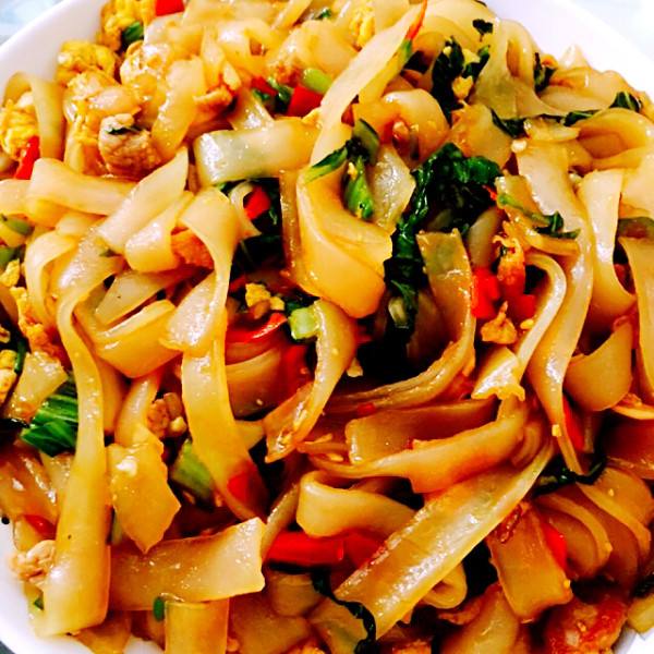 鸡蛋炒米粉,肉丝炒米粉,虾仁炒米粉,三丝炒米粉,牛