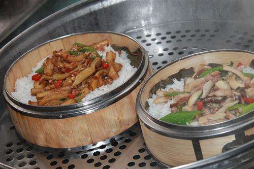 正宗荷葉蒸飯培訓(xùn) 廣品餐飲親自動手操作學(xué)習(xí)