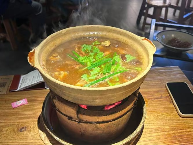 炭爐雞煲的核心烹飪技藝應去哪里學習