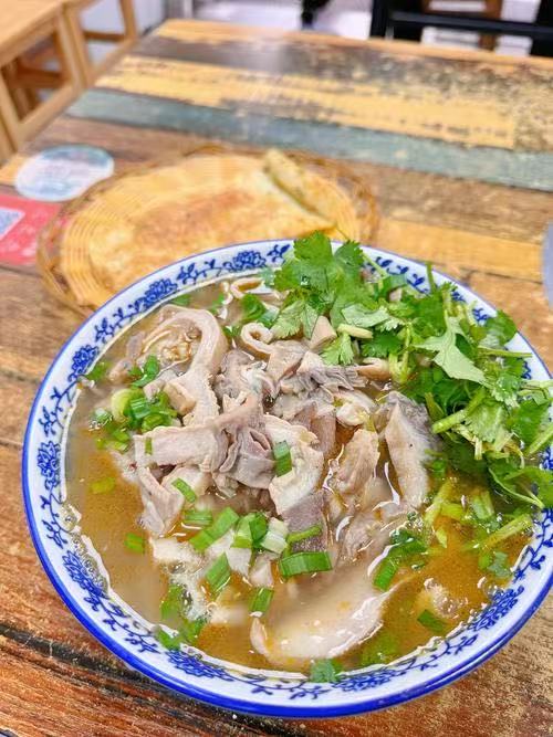 想擺攤賣(mài)清湯牛雜？選對(duì)好的培訓(xùn)不是問(wèn)題
