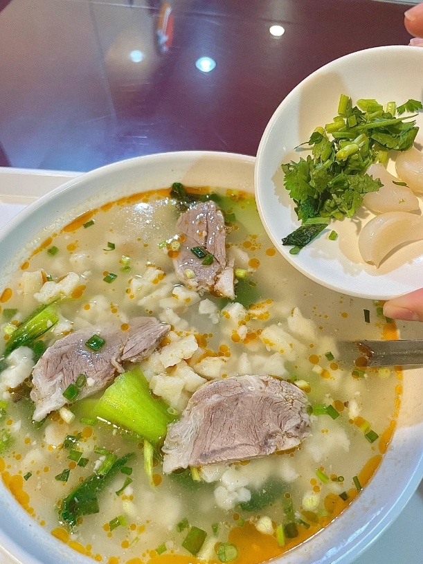 北京實體店培訓(xùn)學(xué)習(xí)羊肉泡饃技術(shù)肉爛饃香醇厚鮮美