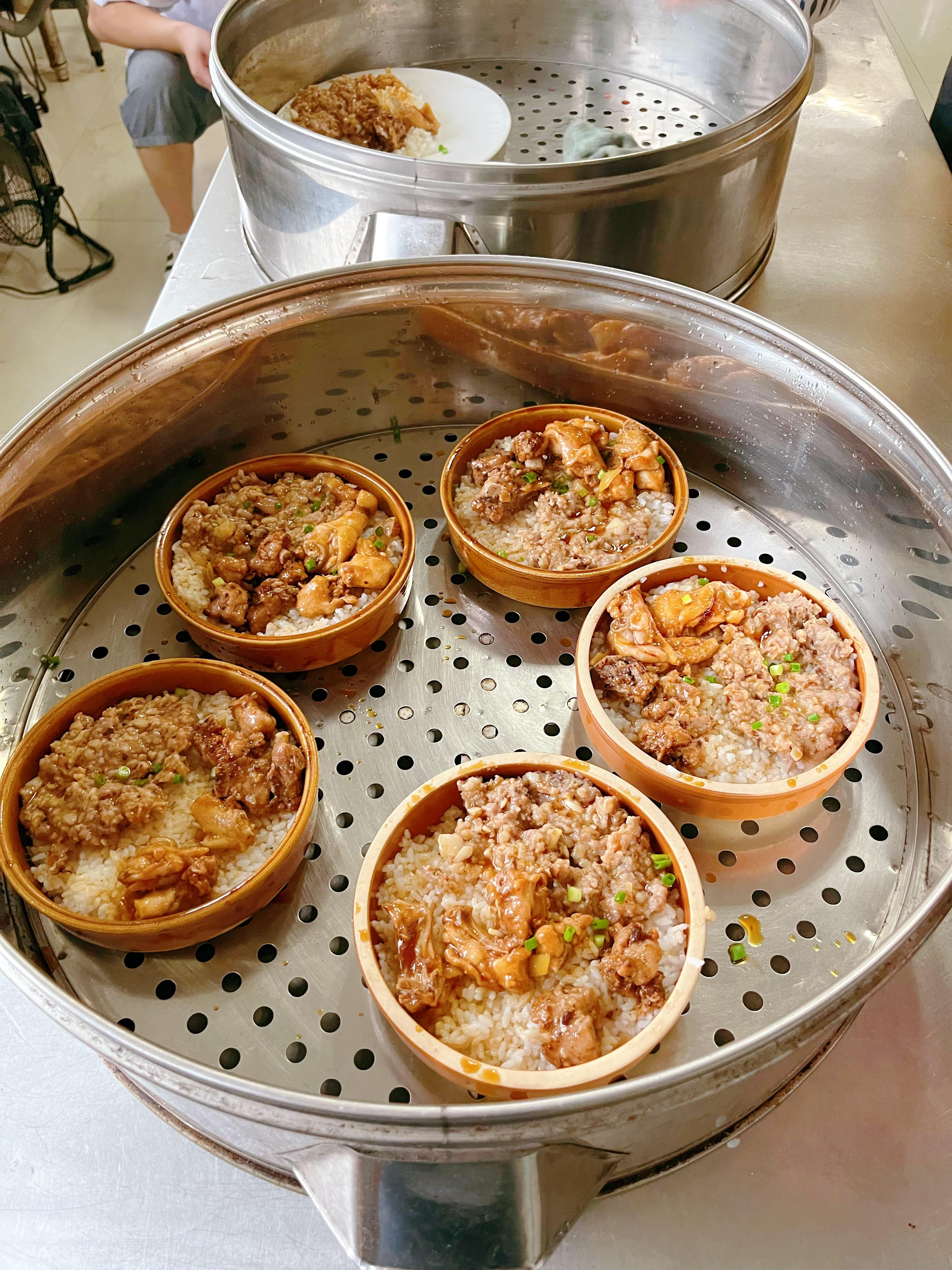 廚煌餐飲培訓(xùn)教正宗缽仔蒸飯技術(shù)