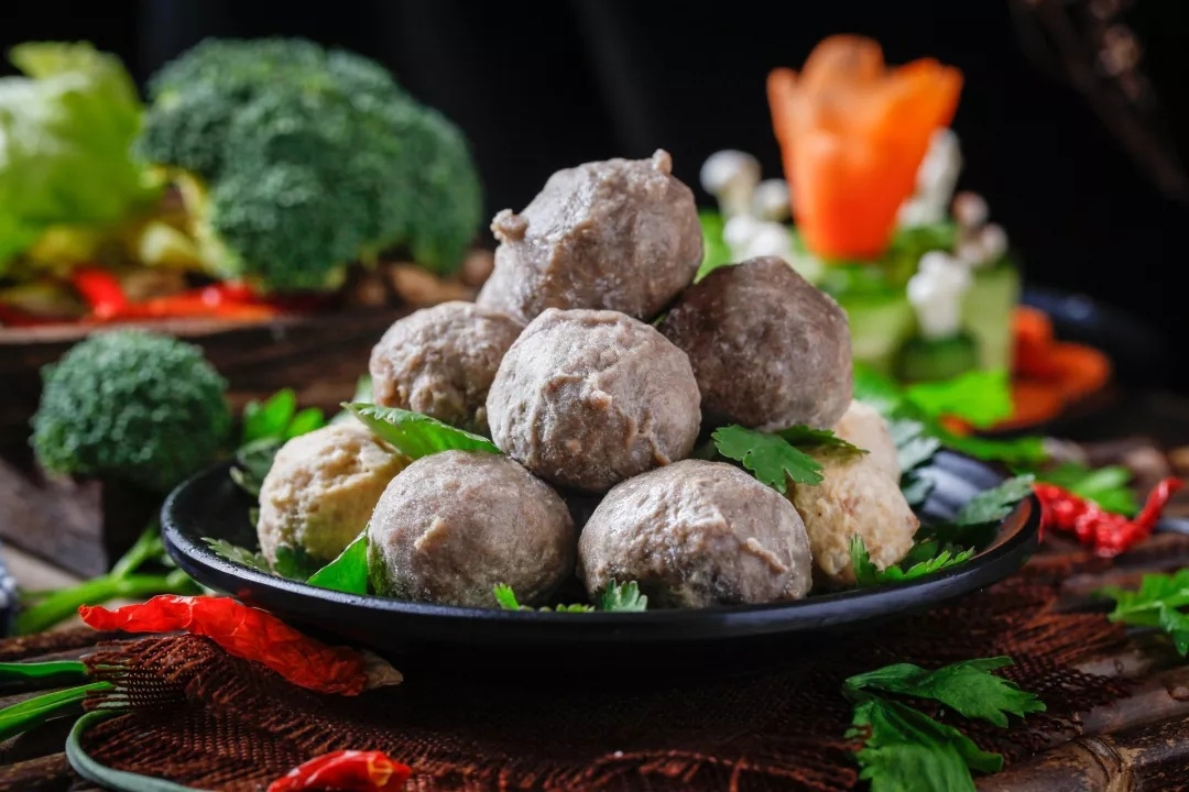 學(xué)牛肉丸技術(shù)廣州廚煌實(shí)物教學(xué)