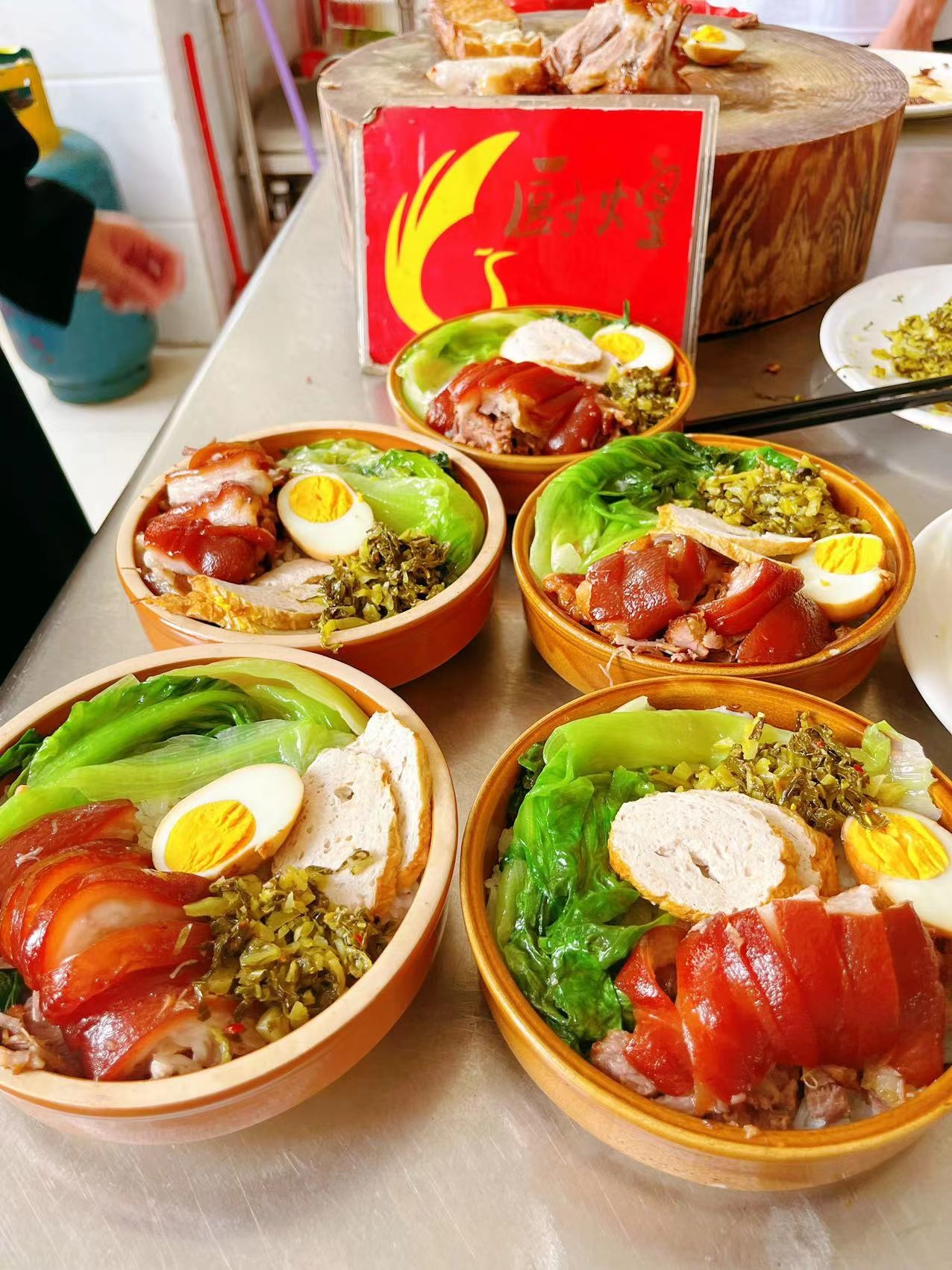 到哪里學(xué)習(xí)正宗隆江豬腳飯