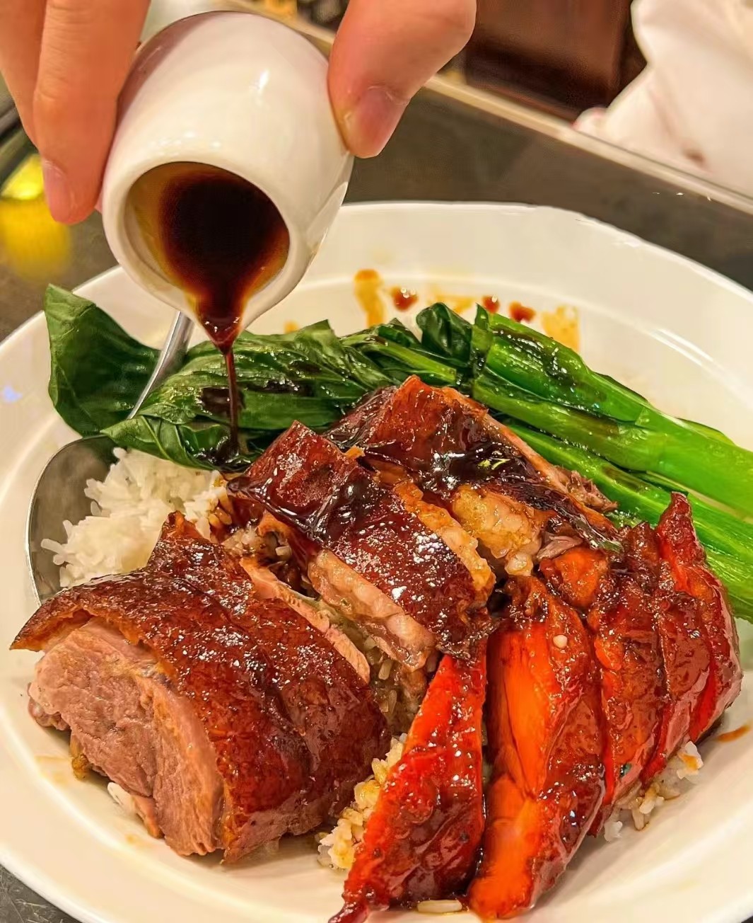 廣式燒臘培訓(xùn)，選味之興學(xué)正宗技術(shù)