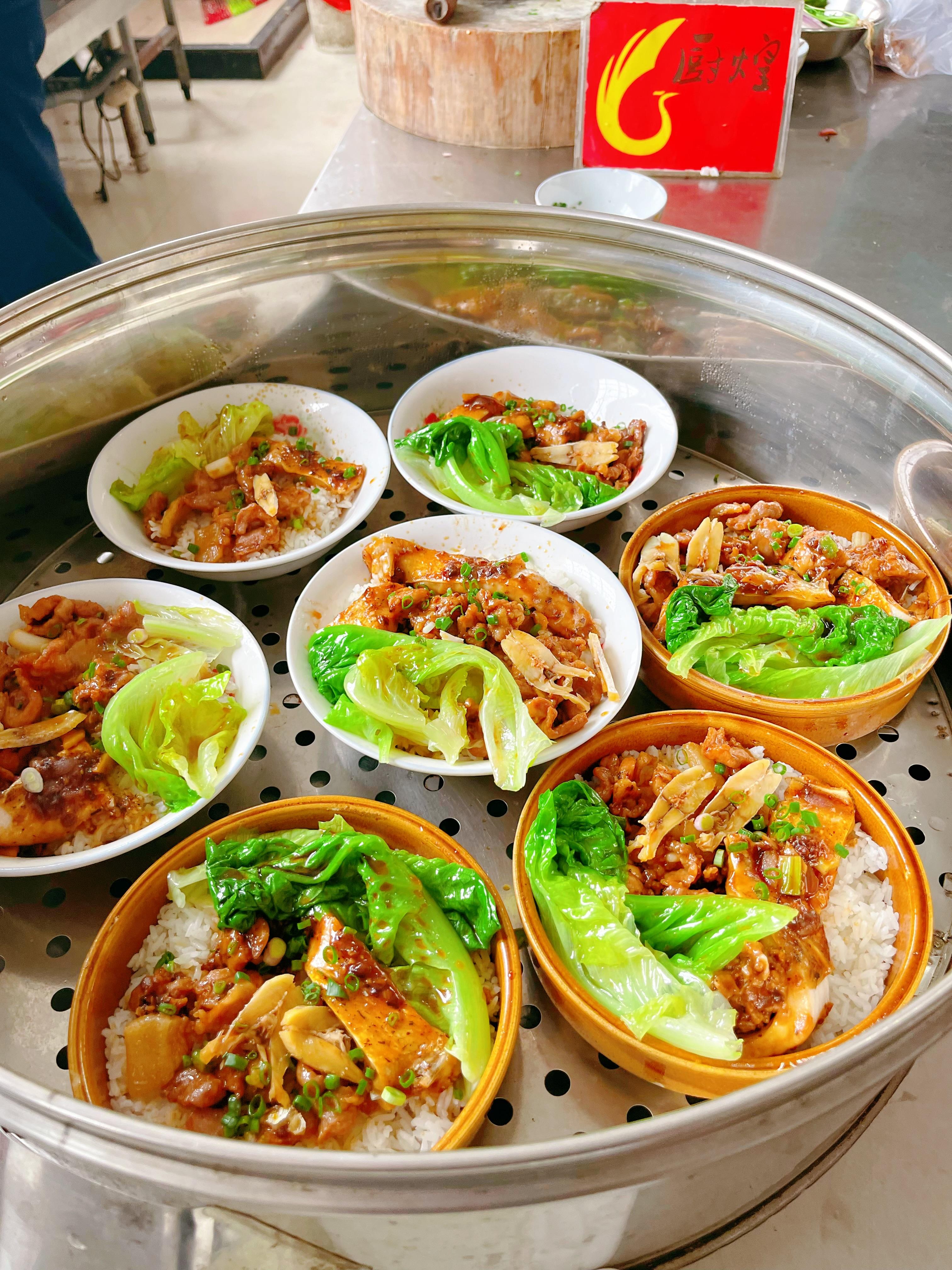 廣州廚煌有教學(xué)特色荷葉蒸飯培訓(xùn)