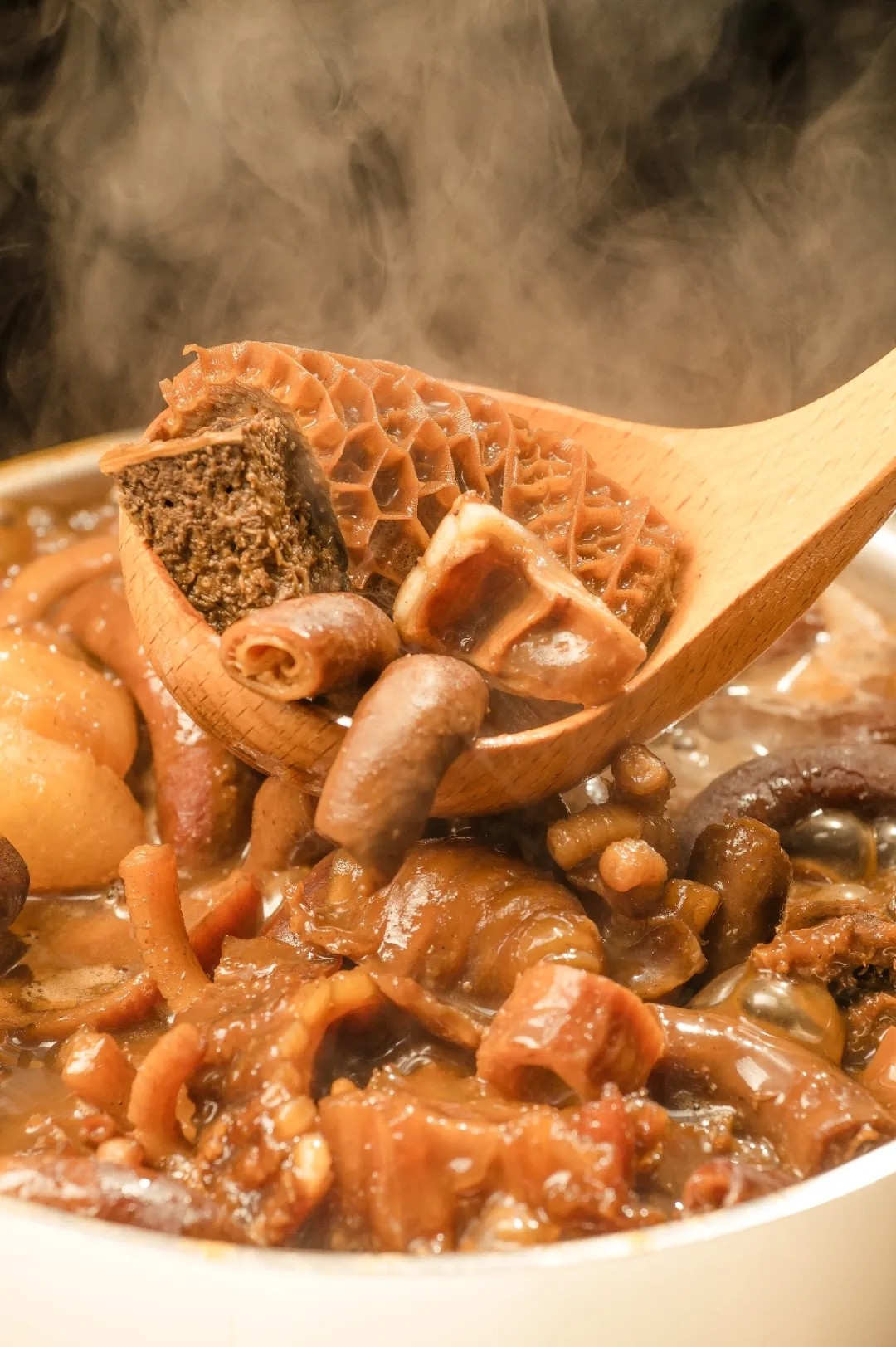 想學(xué)蘿卜牛雜技術(shù)廣州廚煌手把手教您