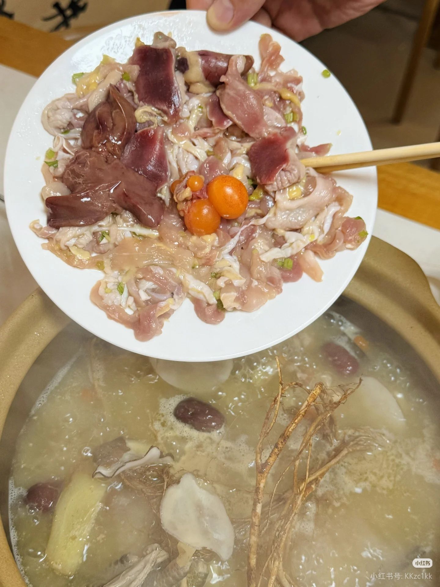 哪里能學(xué)創(chuàng)新脆皮土雞火鍋，正規(guī)靠譜的培訓(xùn)基地