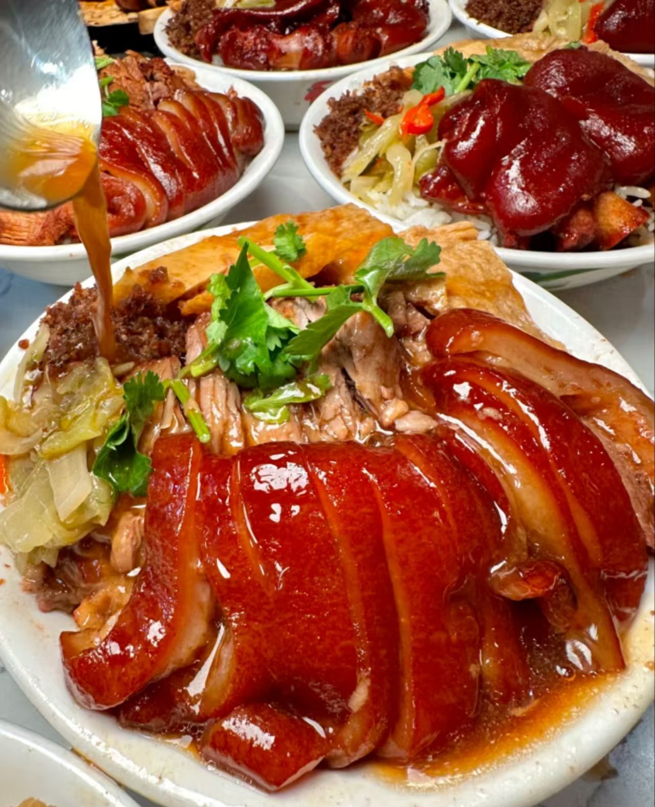 零基礎(chǔ)學(xué)豬腳飯：味之興從豬腳處理到鹵制全教學(xué)