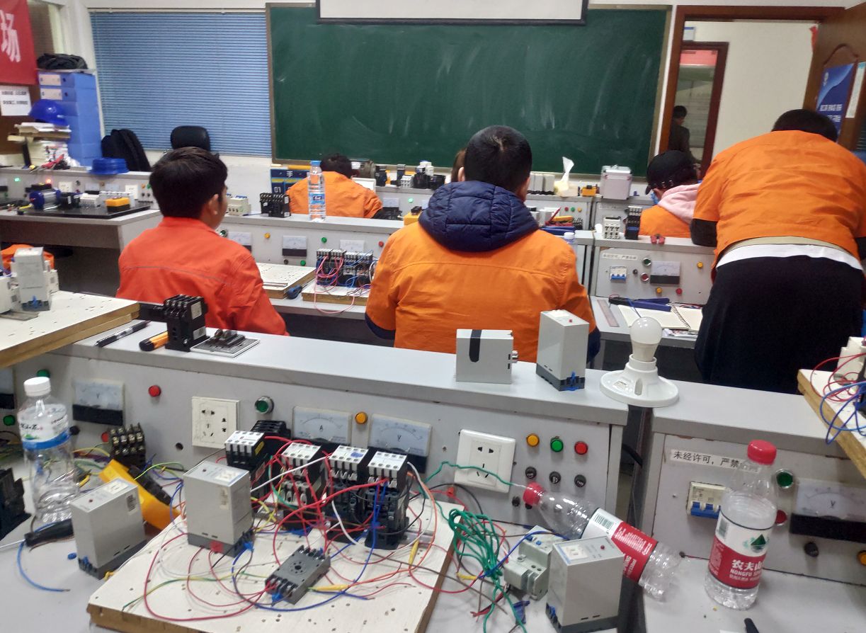 學(xué)電工的學(xué)校