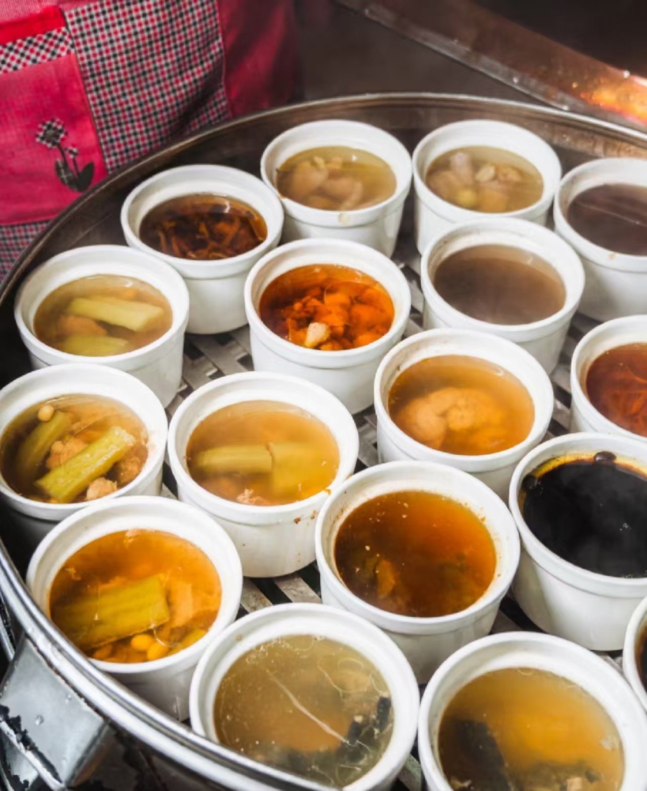 學(xué)做廣式燉湯哪里較正宗？