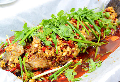 蒜香纸包鱼,麻辣纸包