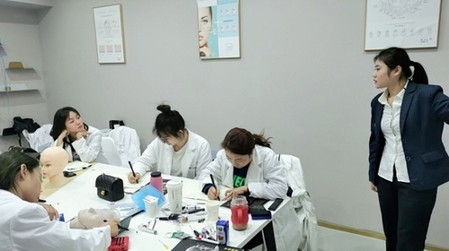 吴晓波年度演讲：选择大于努力但趋势大于选择平博体育- 平博体育官网- 平博体育APP下载