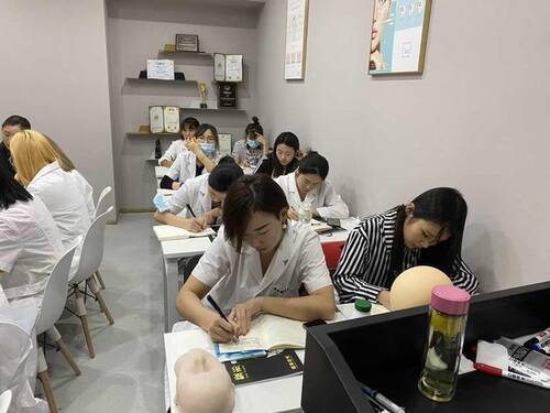 学美发哪里培训好？哪个美发培训好棋牌游戏- 棋牌游戏平台- 棋牌游戏APP下载