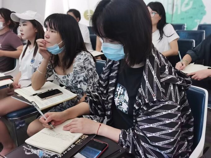 陕西一叶爱游戏- AYX爱游戏体育官方网站- 爱游戏体育APP创意网络科技有限公司被认定为高新技术企业