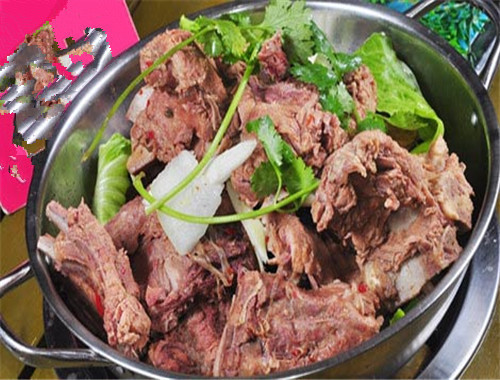 哪个学校培训的正宗火锅杯技术培训水平高